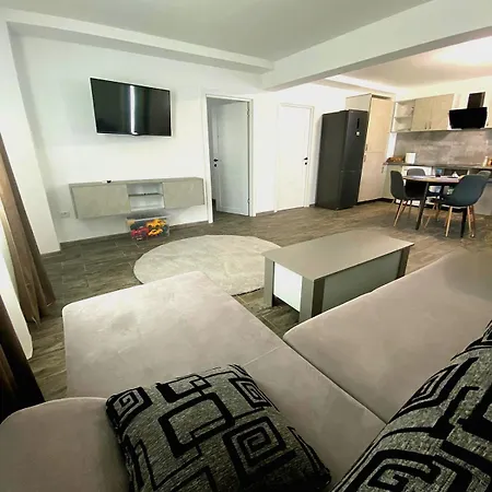 Casa Filip Feriehus *